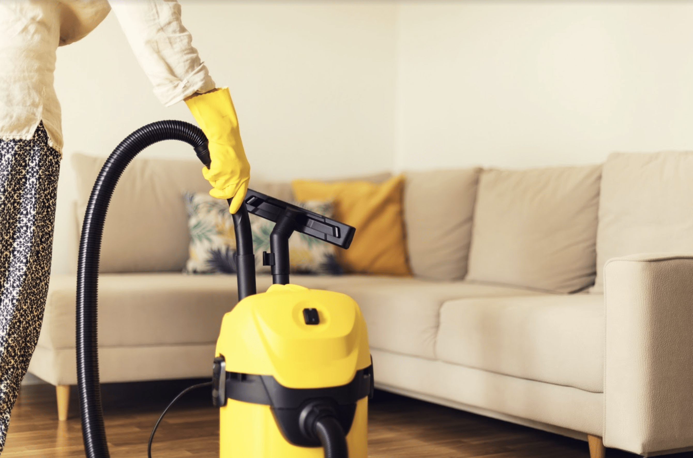 How to Deep Clean Your House After You Move